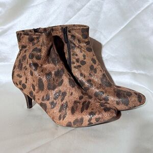 Stylish Leopard Print Ankle Booties